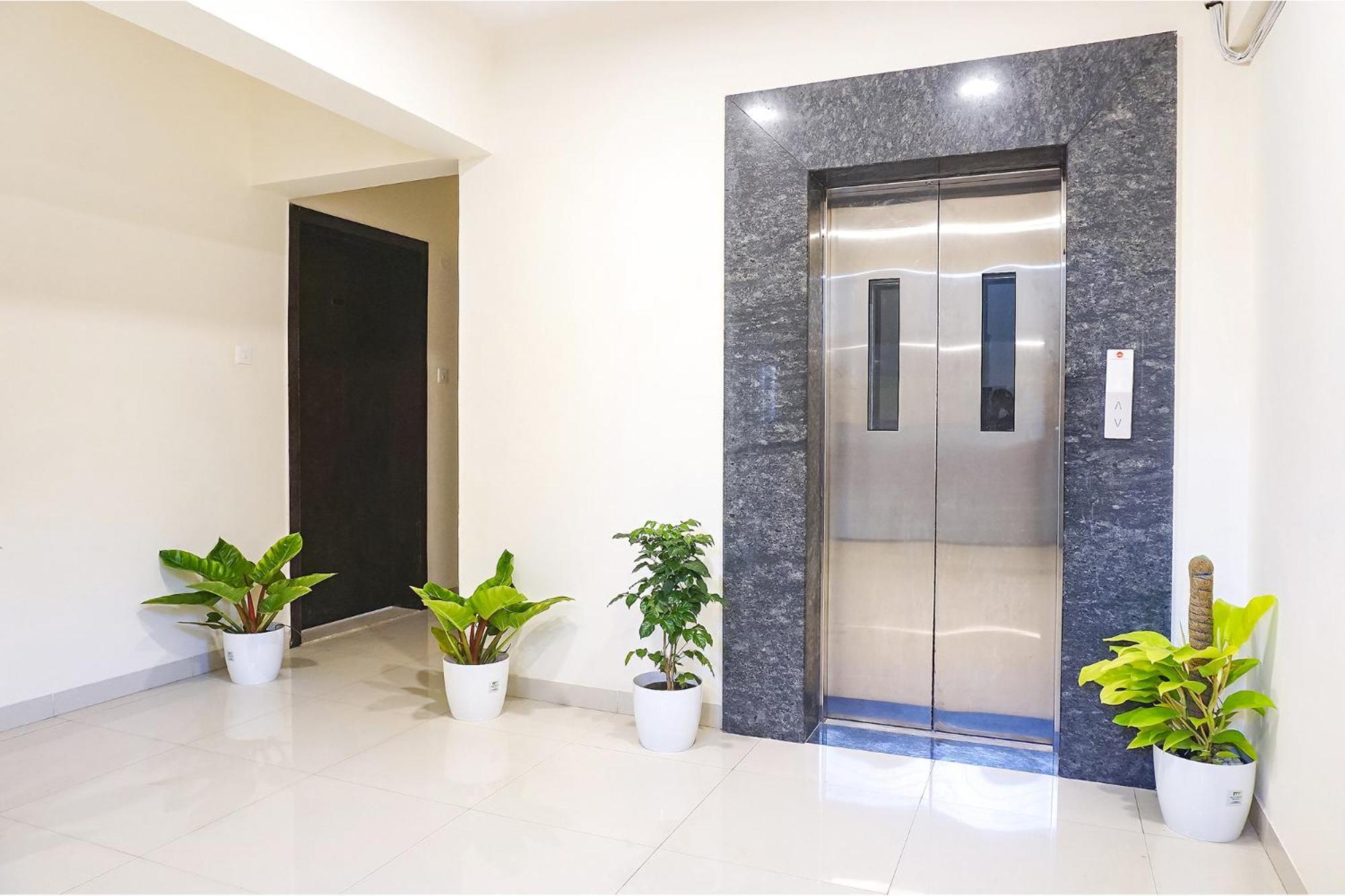 Fabhotel Majestic Luxurious - Nr Rajaram Bhiku Pathare Stadium Pune Exterior photo