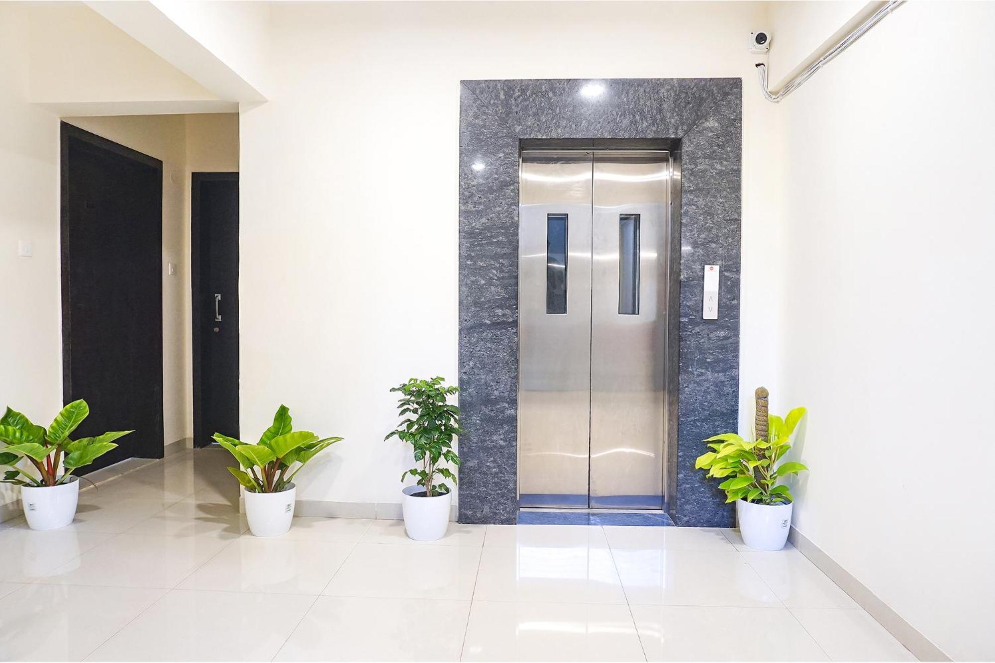 Fabhotel Majestic Luxurious - Nr Rajaram Bhiku Pathare Stadium Pune Exterior photo