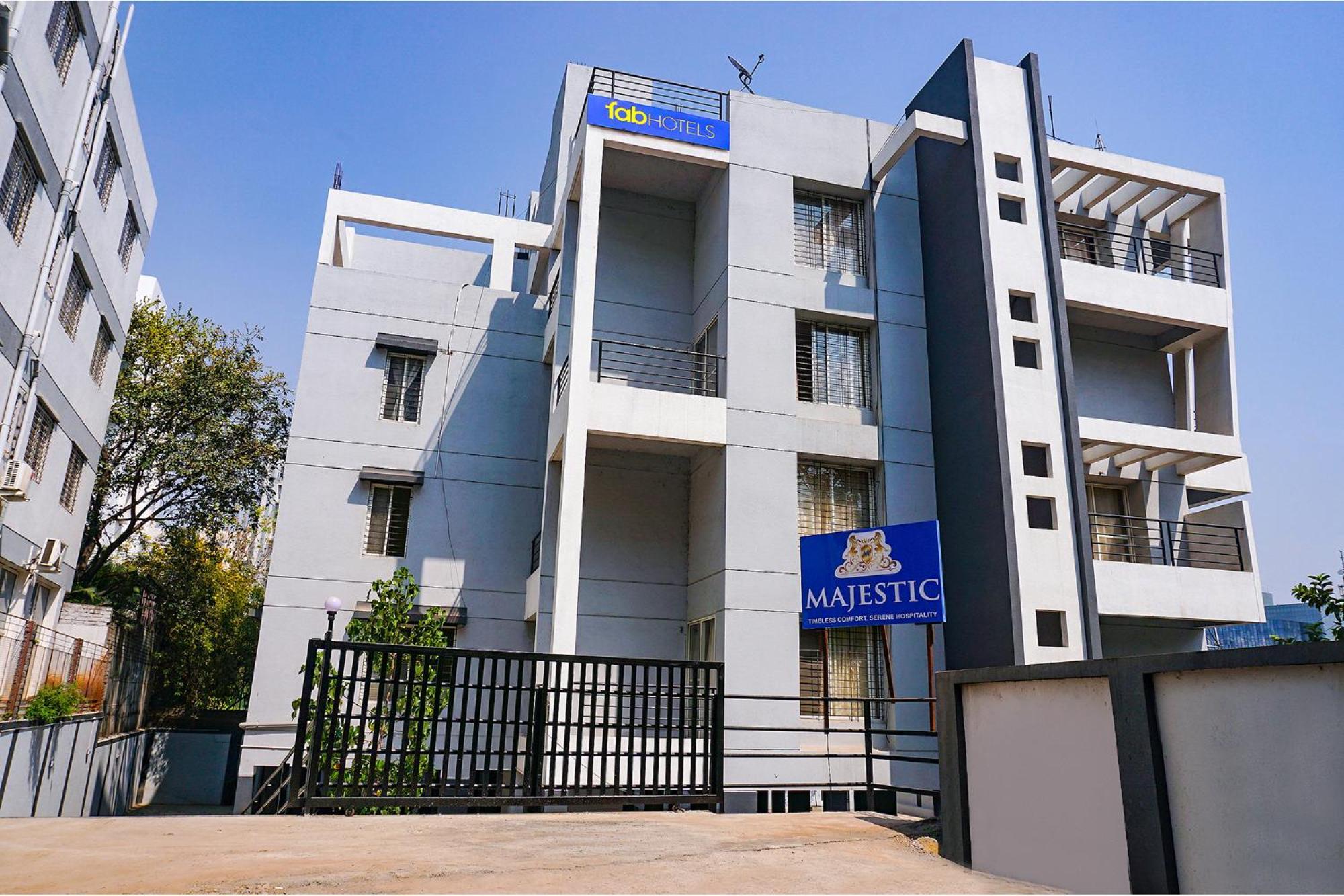 Fabhotel Majestic Luxurious - Nr Rajaram Bhiku Pathare Stadium Pune Exterior photo
