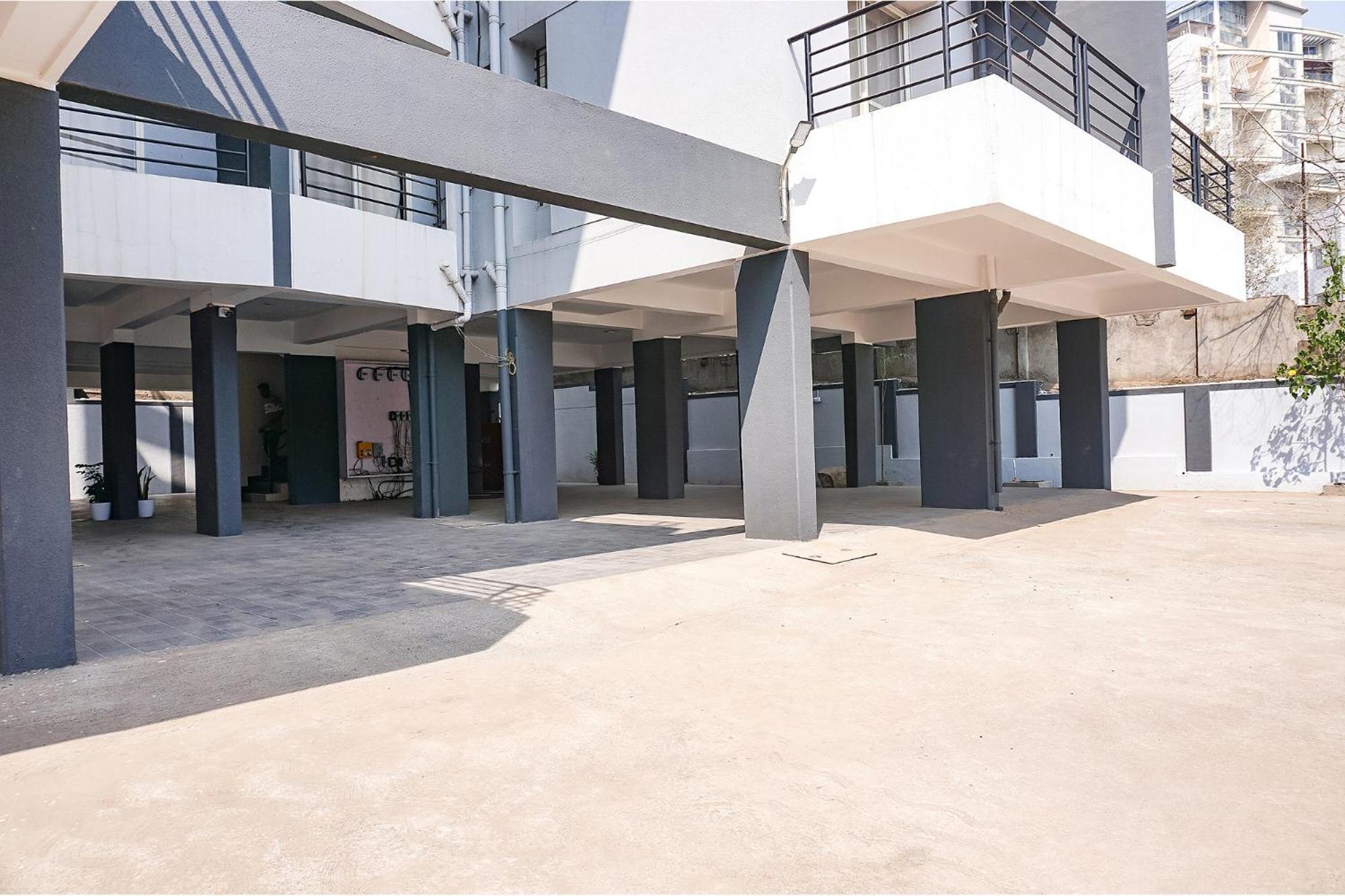 Fabhotel Majestic Luxurious - Nr Rajaram Bhiku Pathare Stadium Pune Exterior photo
